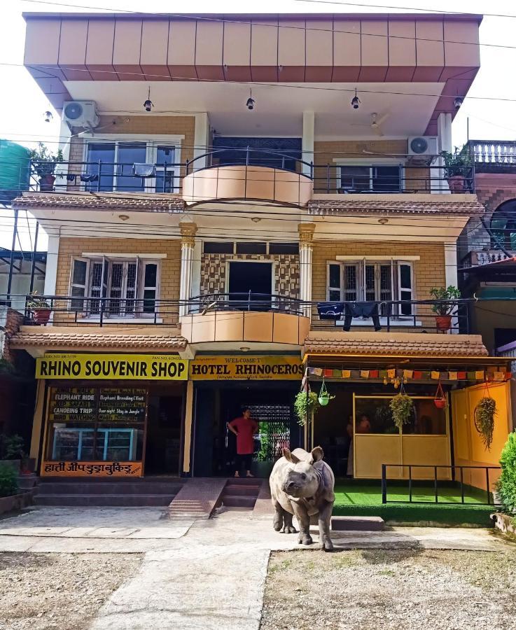 Hotel Rhinoceros-Homestay Sauraha Luaran gambar
