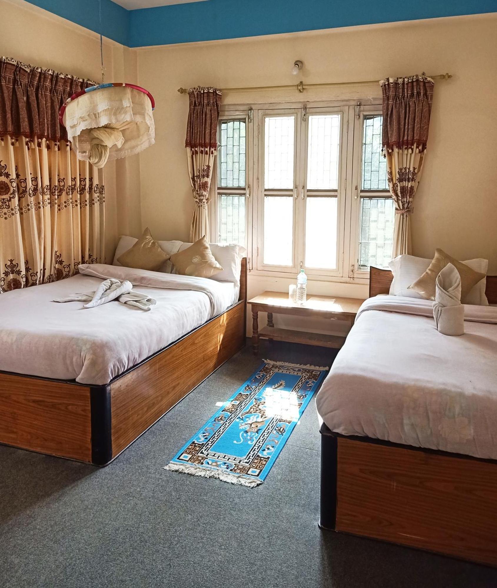 Hotel Rhinoceros-Homestay Sauraha Bilik gambar